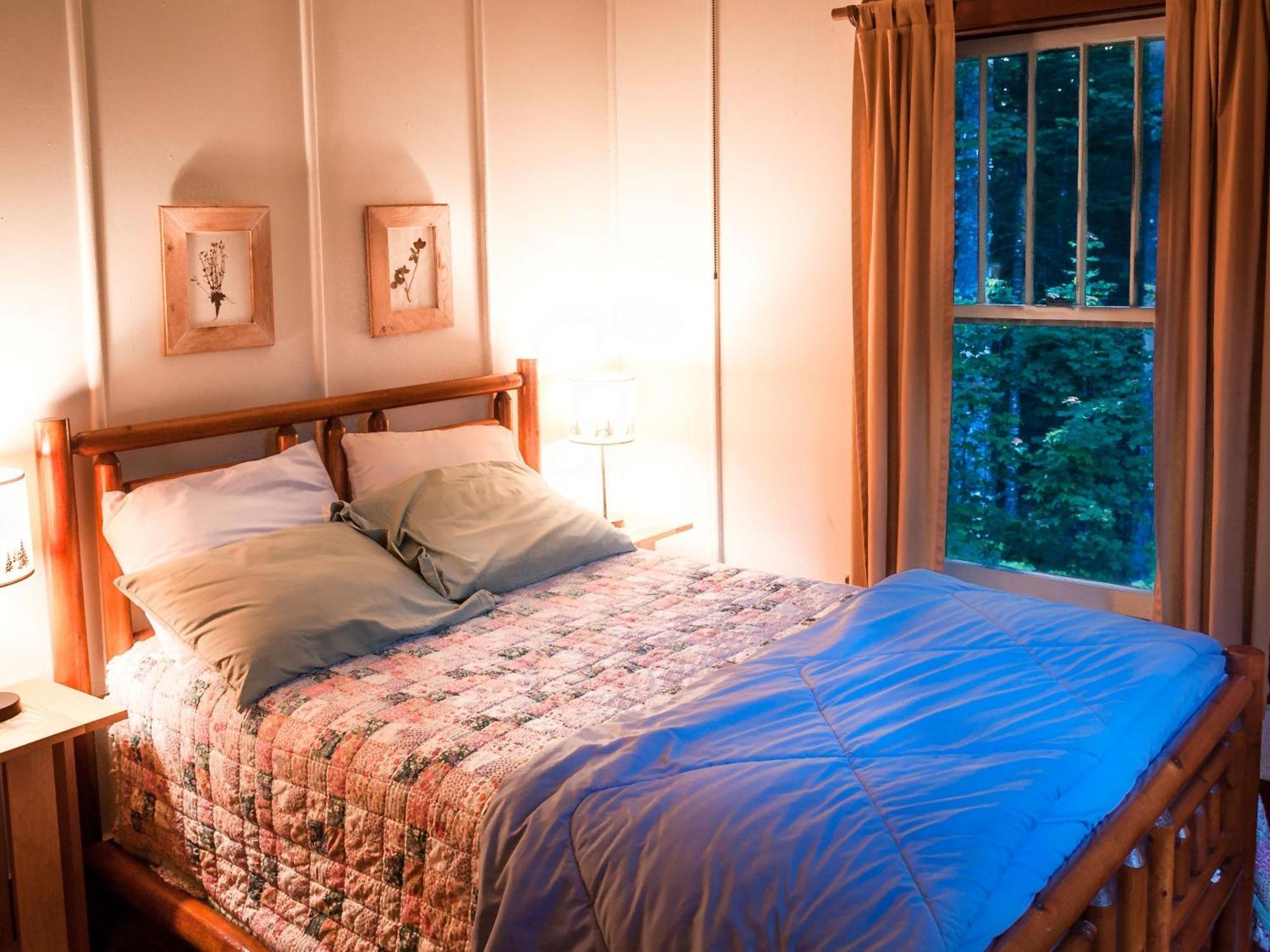 White Pine Camp Hotel Paul Smiths Room photo